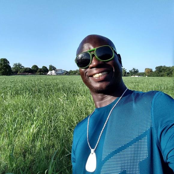 Meet your Posher, Jermaine - Picture 1 of 1